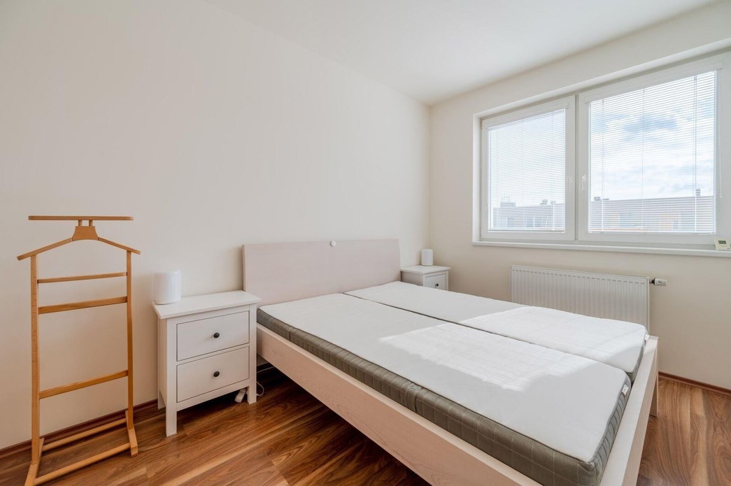 Farkasova_B403_04 (1)