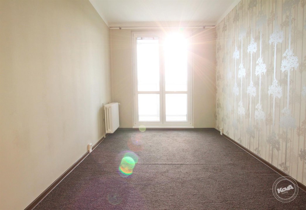 Praha_4_-_Modřany,_prodej_bytu_3+1,_76,4_m2,_lodžie,_komora,_sklep_10