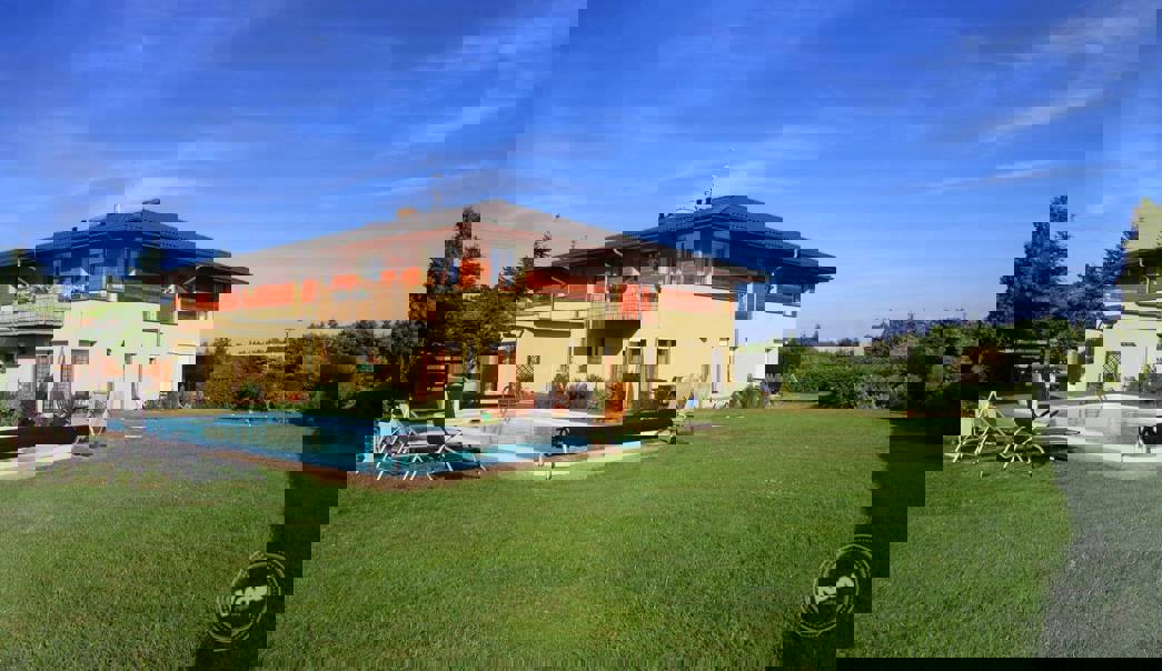 Pěkna 1