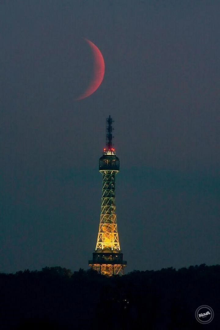 Prodej_bytu,_Praha_5,_Smichov,_Holeckova_12