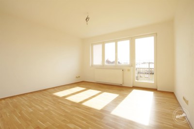 místnost_s_druhým_vchodem_na_terasu