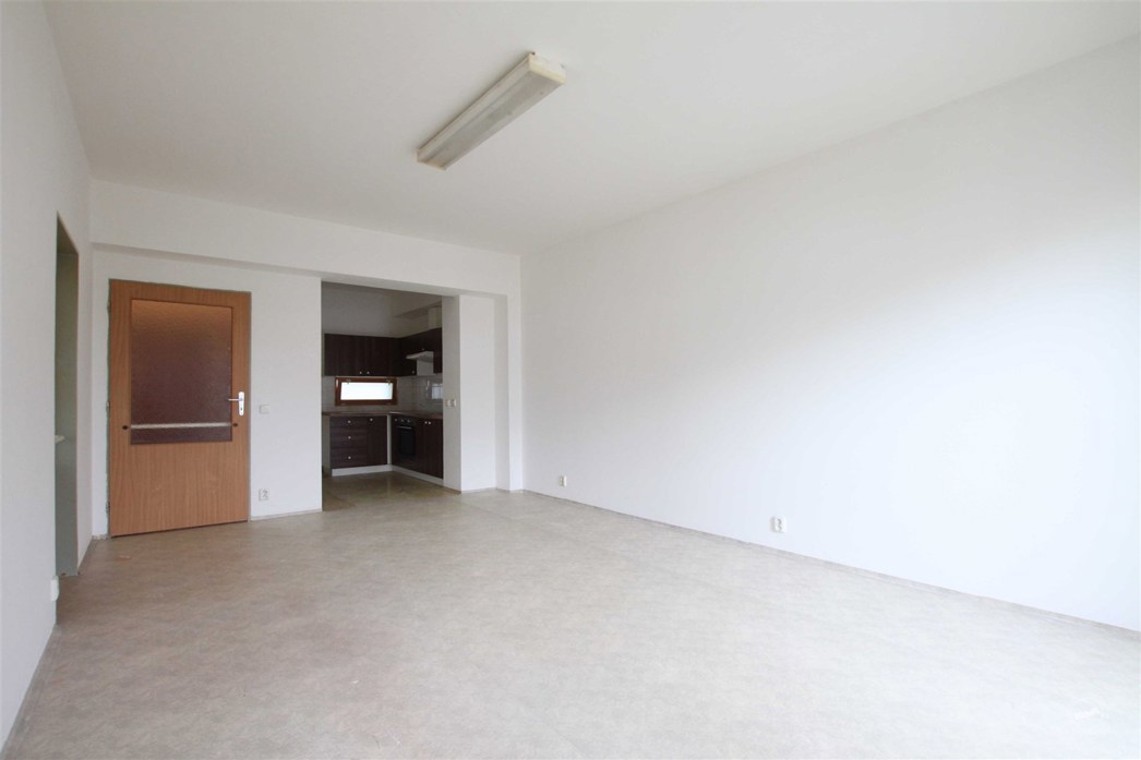 Plzen,_prodej_bytu_2+kk,_65_m2,_lodzie,_sklep,_garazove_stani_18_m2_004