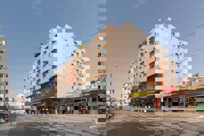 Dražba_12_jednotek_Hybešova,_Brno_1