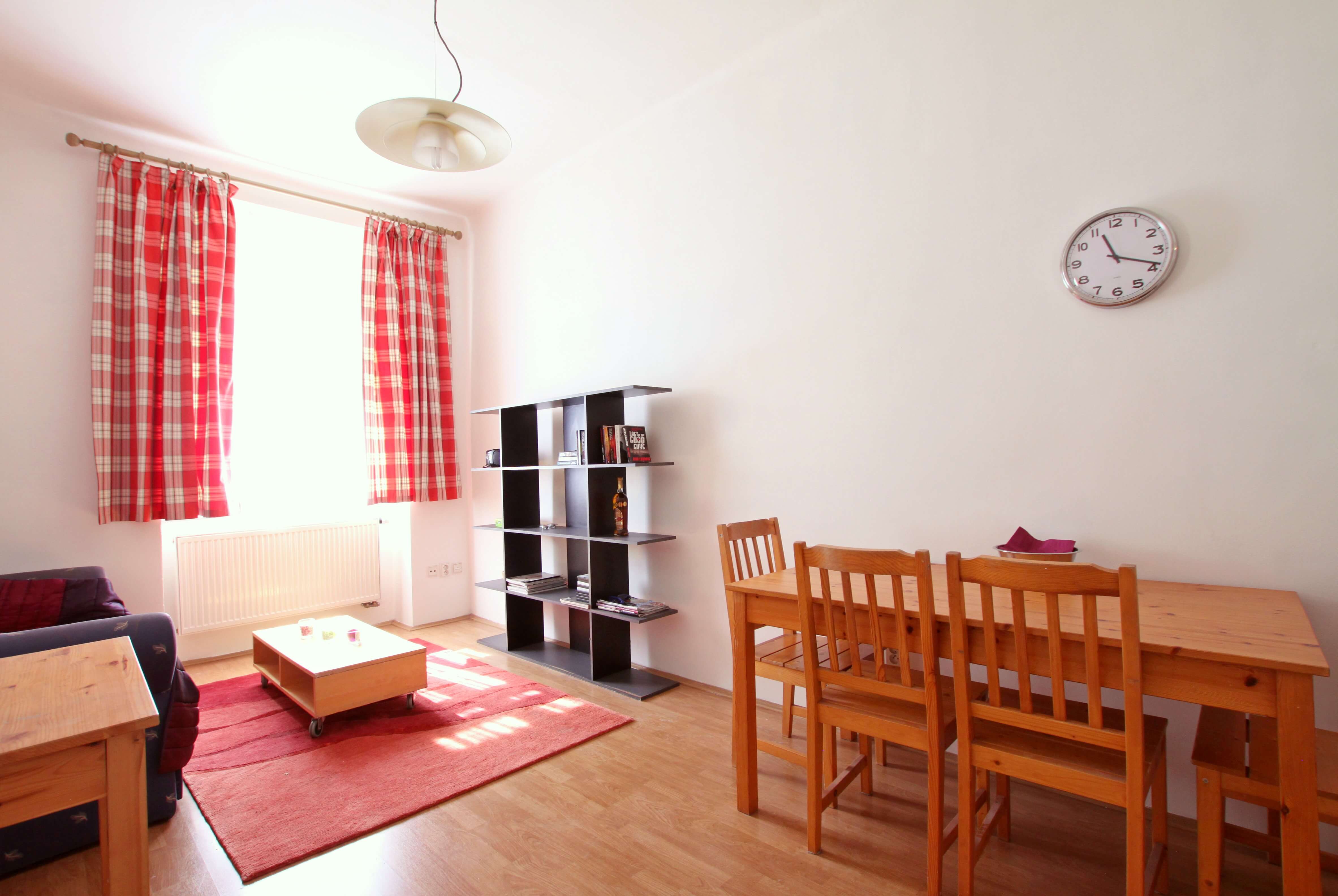 Koupě bytu 2+kk, Praha 5