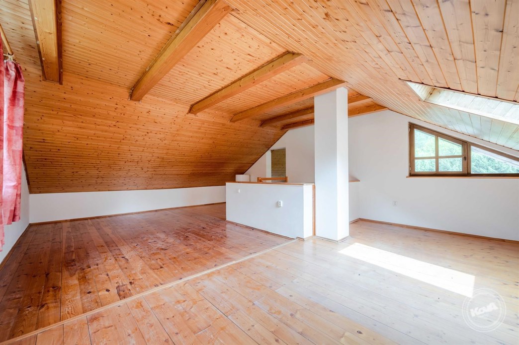 prodej-domu-krepenice-23_optimized