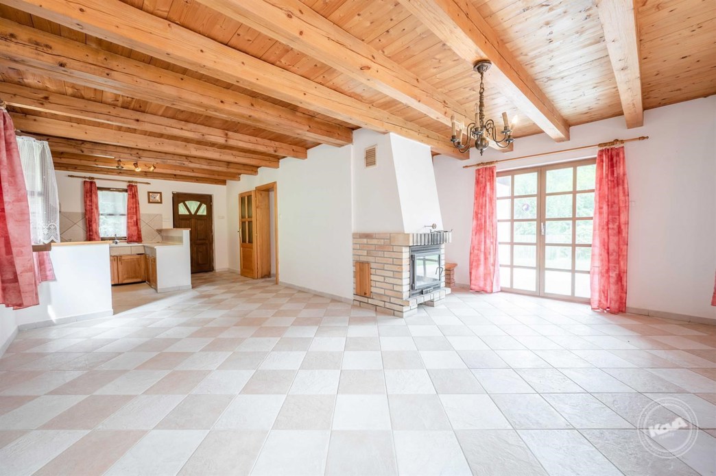 prodej-domu-krepenice-11_optimized