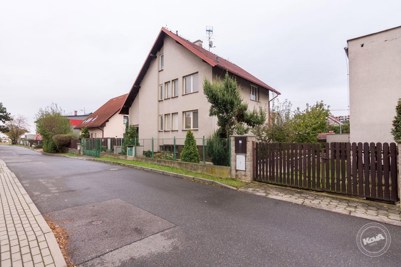 Praha_10,_Hlubočepy,_prodej_rodinného_domu_-_1_(2)