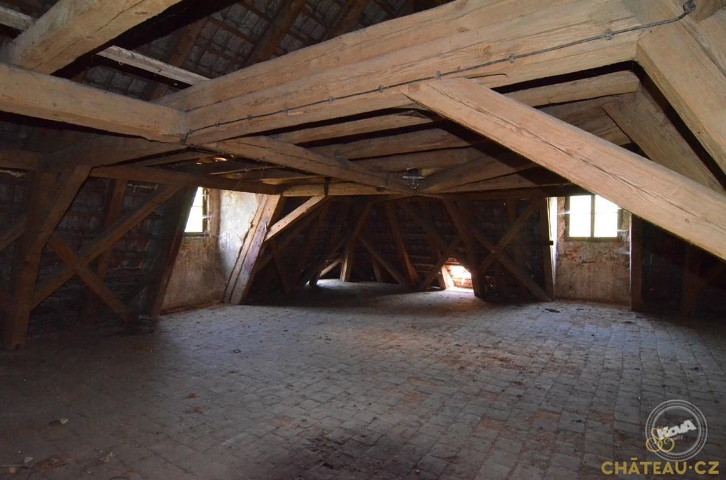 Prodej_Zámku_Krnsko_30