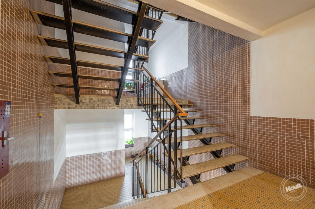 Praha_5_-_Malvazinky,_prodej_bytu_4+1,_126_m2,_lodžie,_sklep_20