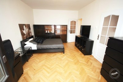 Prodej bytu 1+1, Praha 5, Zbrasalv, El. Přemyslovny 2 Prodej_bytu_1+1,_Praha_5,_Zbrasalv,_El._Přemyslovny_2