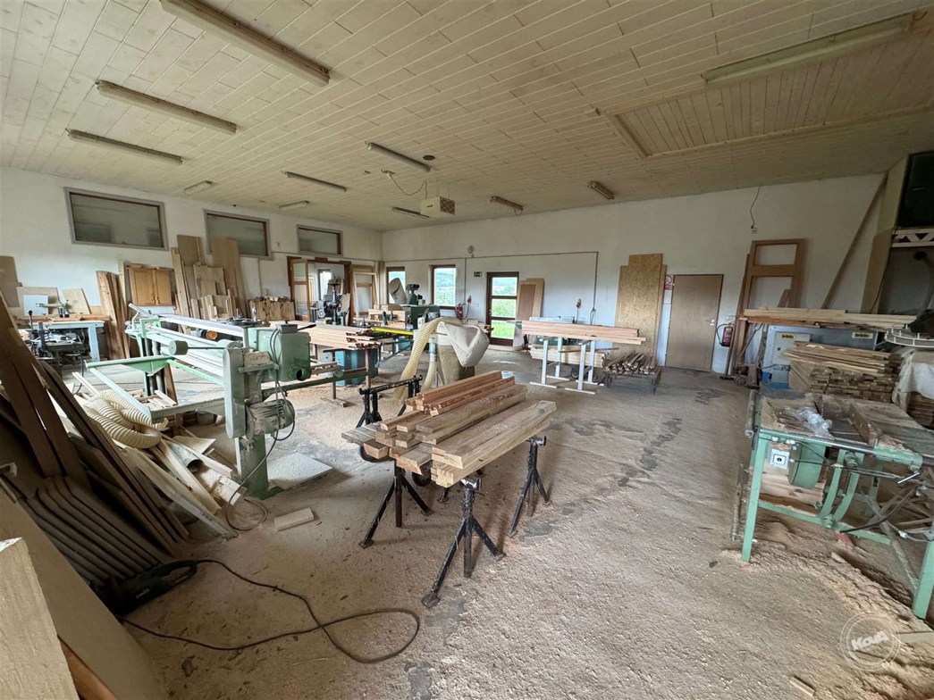 Prodej_domu_s_dilnou_Borotin_7