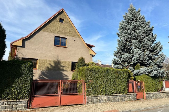 Pronájem rodinného domu 5+kk, Praha 4 – Kunratice