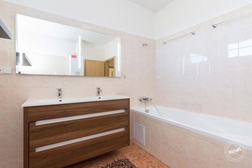 Prodej_bytu_2+kkG,_51_m2,_Přezletice,_Praha-východ_09