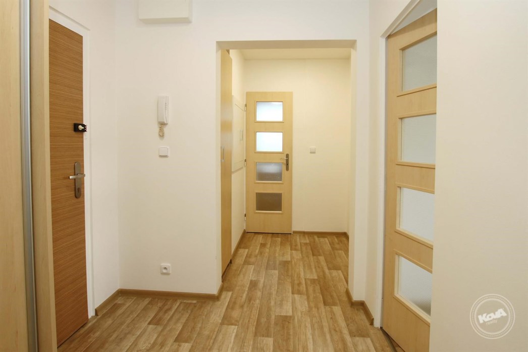 Pronájem_bytu_3+1_Stodůulky,_Vlachova,_Praha_5_-_28