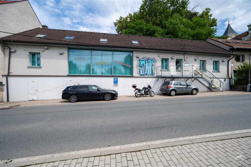 Drazba_Velke_Popovice_3