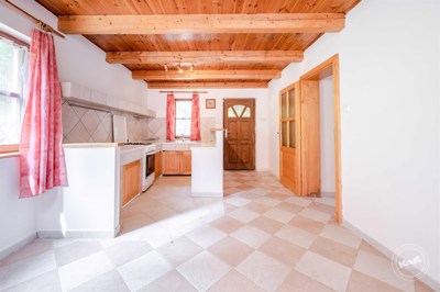 prodej-domu-krepenice-12_optimized