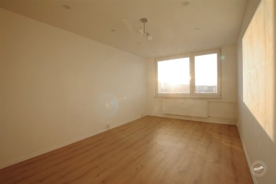 Praha,_Horní_Měcholupy,_pronájem_bytu_po_rekonstrukci_2+kk,_43_m2,_dva_sklepy  _004