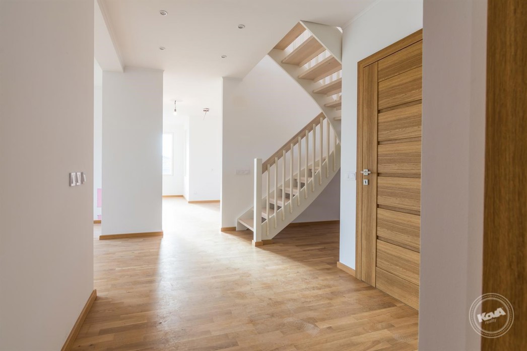 Zdiby_-_Přemyšlení,_prodej_nízkoenergetického_rodinného_domu_13