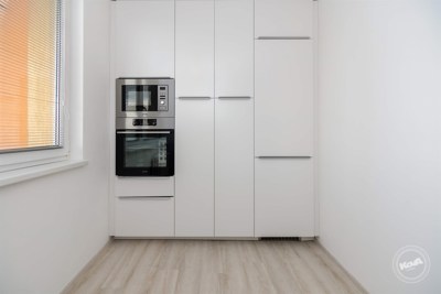 Pronájem_bytu_Kamýk,_Praha_12_s_výhledem_3