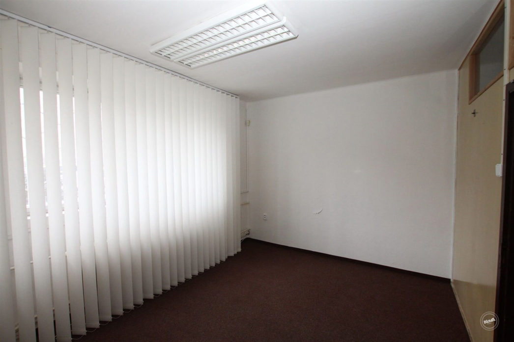 Kancelářské_prostory_95m2,_nám._Svatopluka_Čecha,_Praha_10_2