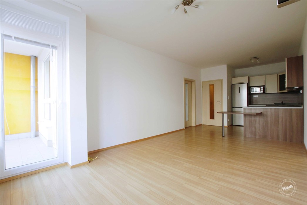 praha-9---vysočany,-pronájem-bytu-2+kk-s-balkonem,-54-m2  -002_optimized (4)