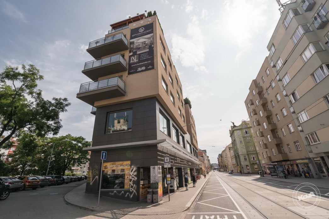 Dražba_12_jednotek_Hybešova,_Brno_6