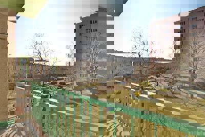 Pardubice,_prodej_bytu_2+kk_po_rekonstrukci_56_m2_+_lodzie,_sklep__011