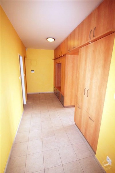 Pronájem_bytu_2+kk,_Praha_5,_Zbraslav,_Jaromíra_Vejvody_4