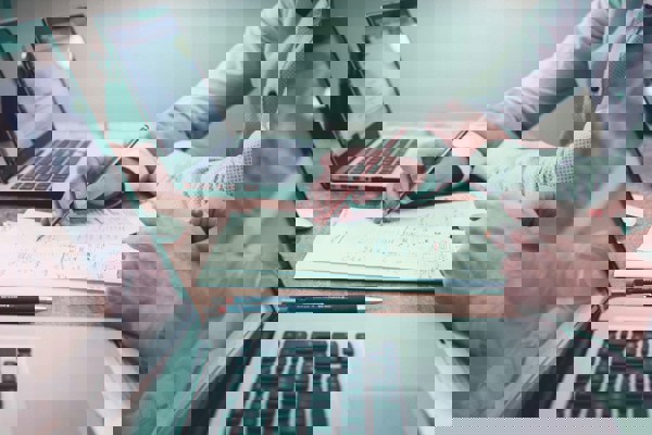 Ilustrační obrázek článku 'Co je to vyhláškový odhad ceny nemovitosti'
