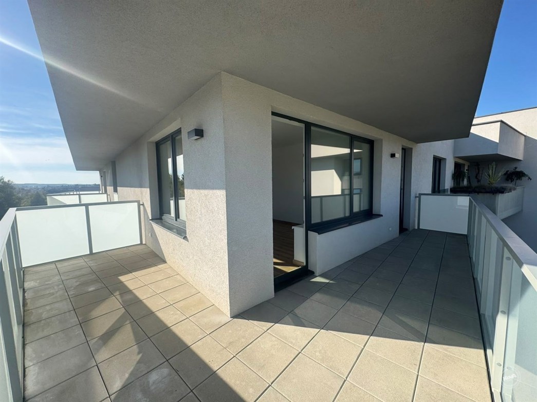 Pronájem_2+kk,_64_m²_+_balkon_18,5_m²,_Residence_Růžák_04