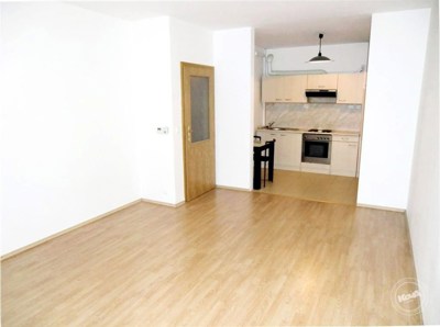 Praha_8,_Libeň,_Nad_Okrouhlíkem,_Pronájem_bytu_2+kk,__4