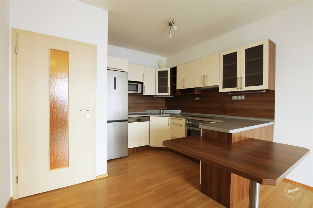 praha-9---vysočany,-pronájem-bytu-2+kk-s-balkonem,-54-m2  -003_optimized (4)