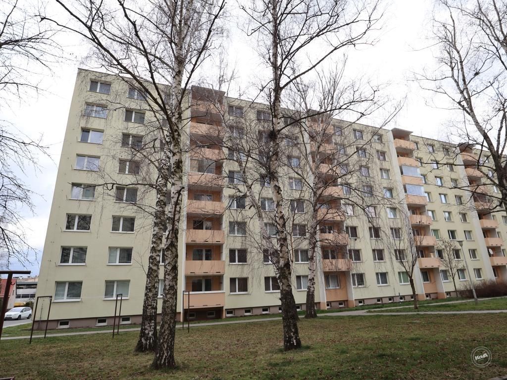 Dražba bytu 2+1 54 m2 se služebností užívání, Zlín  Prštné