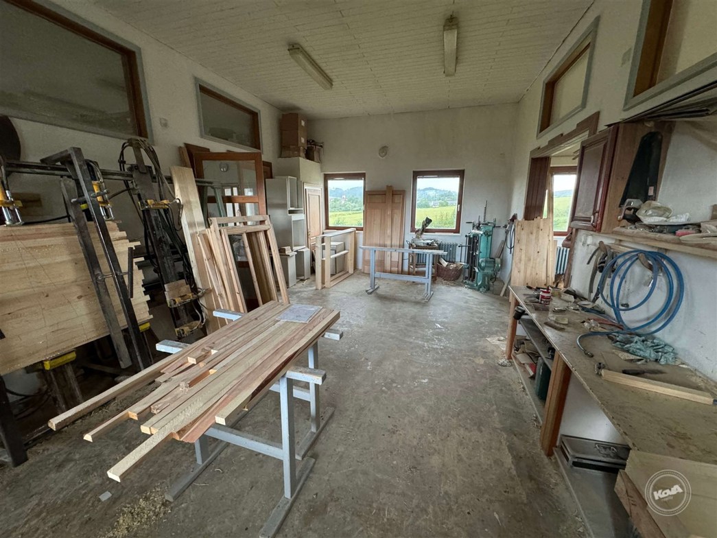 Prodej_domu_s_dilnou_Borotin_9