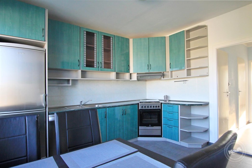 Praha_4_-_Modřany,_prodej_bytu_3+1,_76,4_m2,_lodžie,_komora,_sklep_8