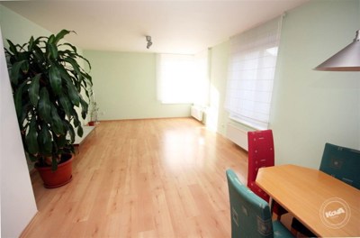 Pronájem_bytu_2+kk,_Praha_5,_Zbraslav,_Jaromíra_Vejvody_7