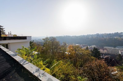 Dražba_obchodu_Praha_5,_Smíchov_-_1