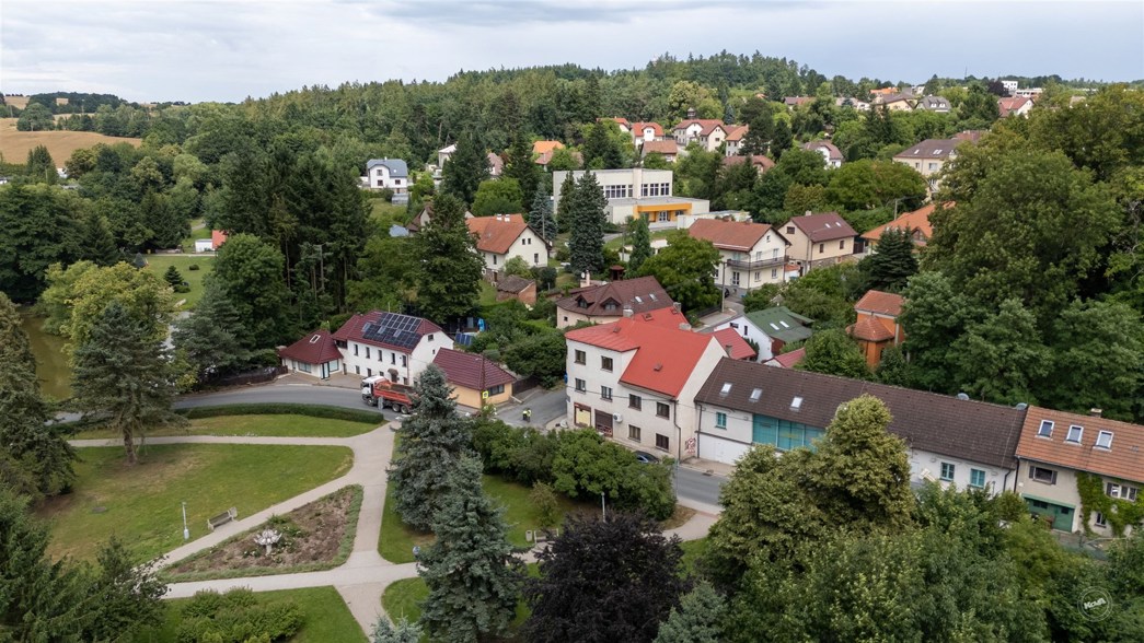 Drazba_Velke_Popovice_5