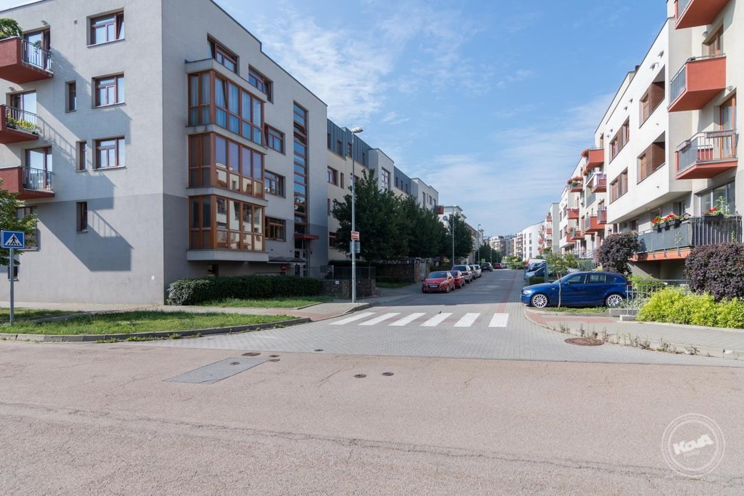 Prodej_bytu_2+kk_Praha_5,_Zbraslava_-_Václava_Rady_16