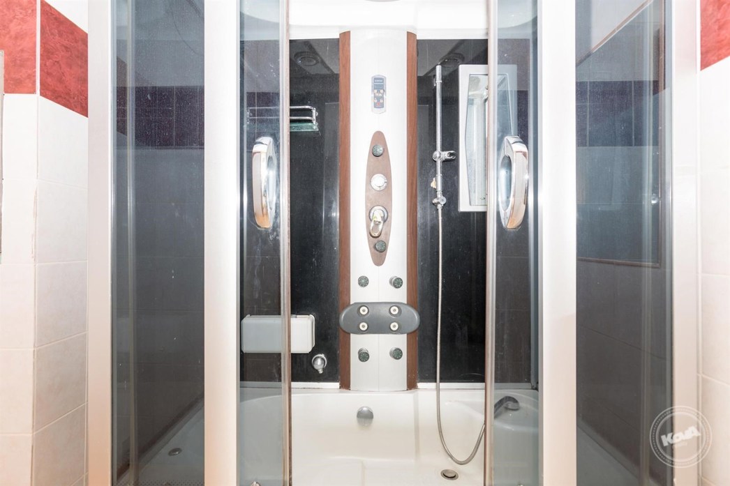 Dražba_družstevního_bytu_3+kk_o_velikosti_68_m2_a_s_výhledem_v_žádané_lokalitě_06