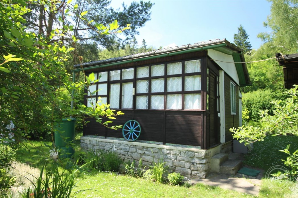 Prodej_chaty_Ořech,_Praha_2