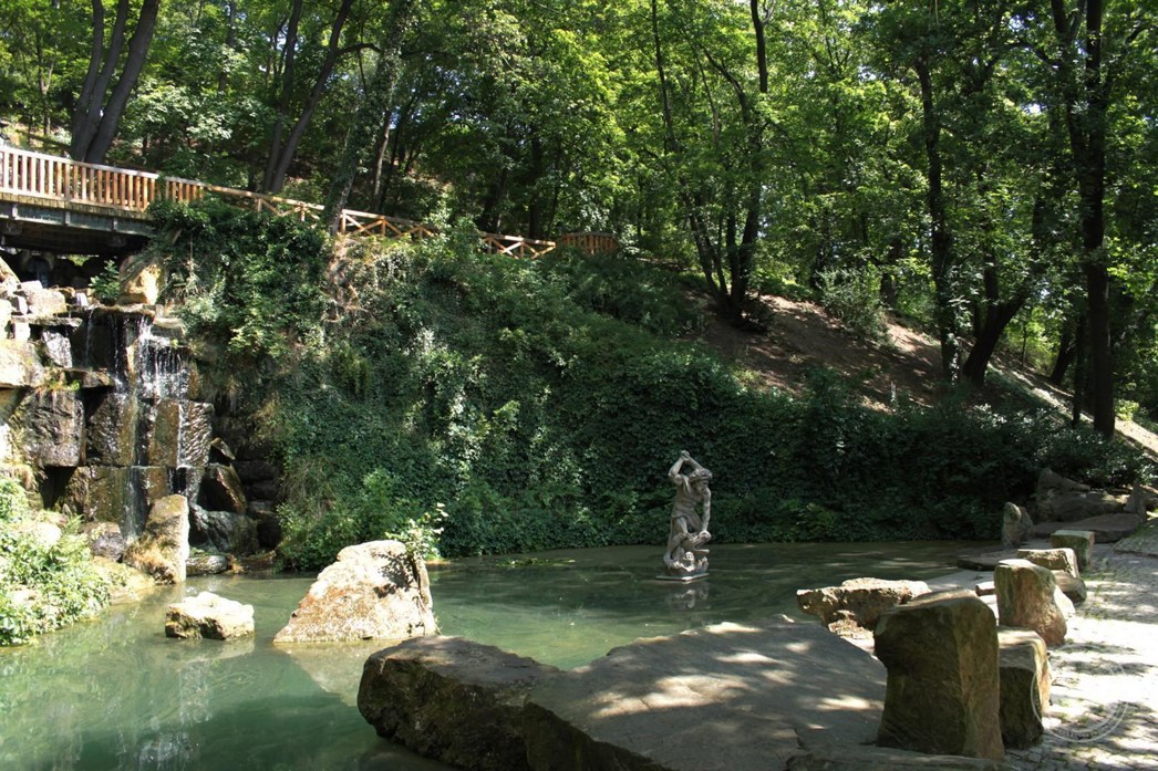 Prodej_bytu,_Praha_5,_Smichov,_Holeckova_8