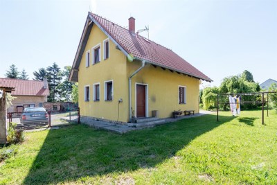 Nymburk_-_Vykáň,_prodej_RD_se_zahradou_a_bazénem_na_pozemku_o_výměře_2997_m2,_potenciál_další_výstavby_4