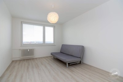 Pronájem_bytu_Kamýk,_Praha_12_s_výhledem_6