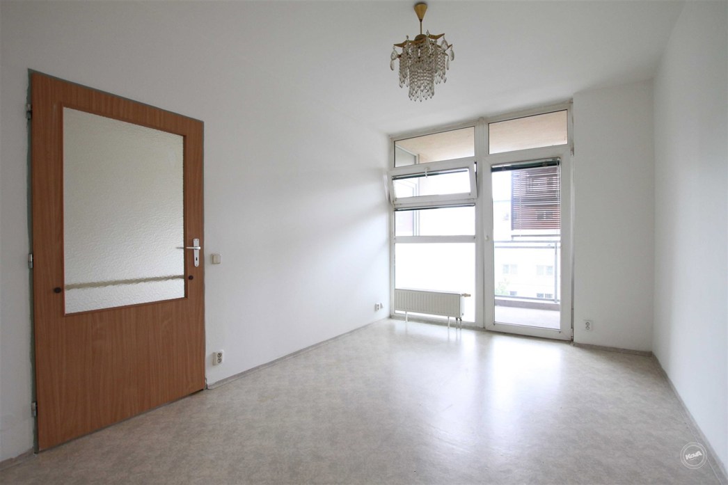 Plzen,_prodej_bytu_2+kk,_65_m2,_lodzie,_sklep,_garazove_stani_18_m2_006