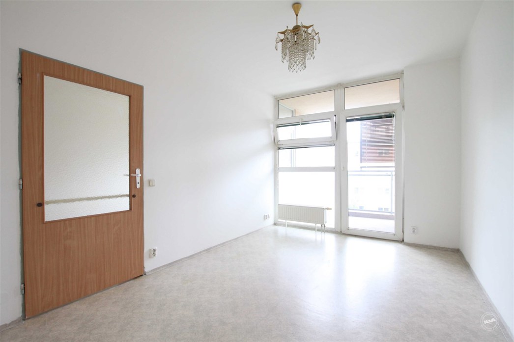 Plzen,_prodej_bytu_2+kk,_65_m2,_lodzie,_sklep,_garazove_stani_18_m2_007