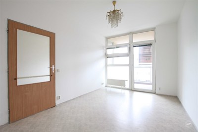 Plzen,_prodej_bytu_2+kk,_65_m2,_lodzie,_sklep,_garazove_stani_18_m2_007