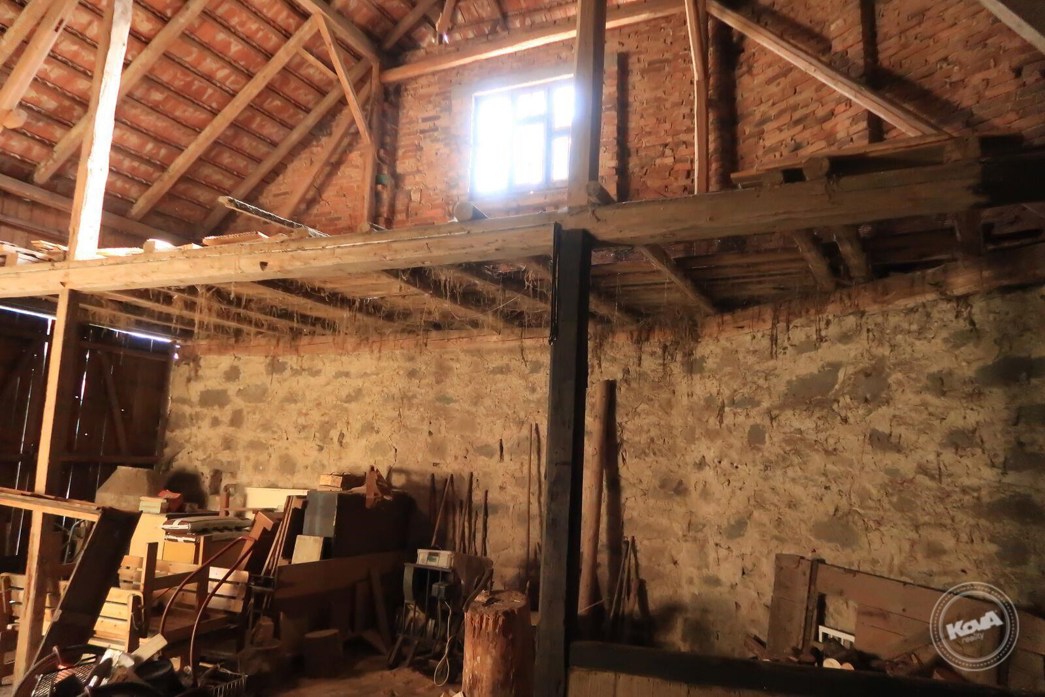 Prodej_dům_Smolivec_08