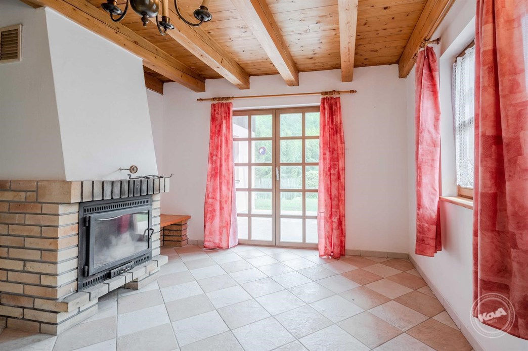 prodej-domu-krepenice-14_optimized