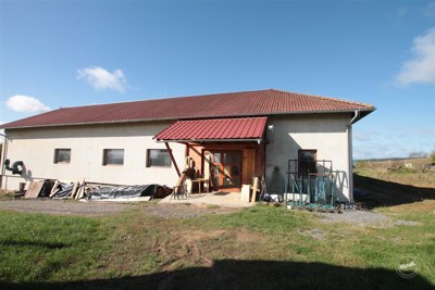 Prodej_domu_s_dilnou_Borotin_4